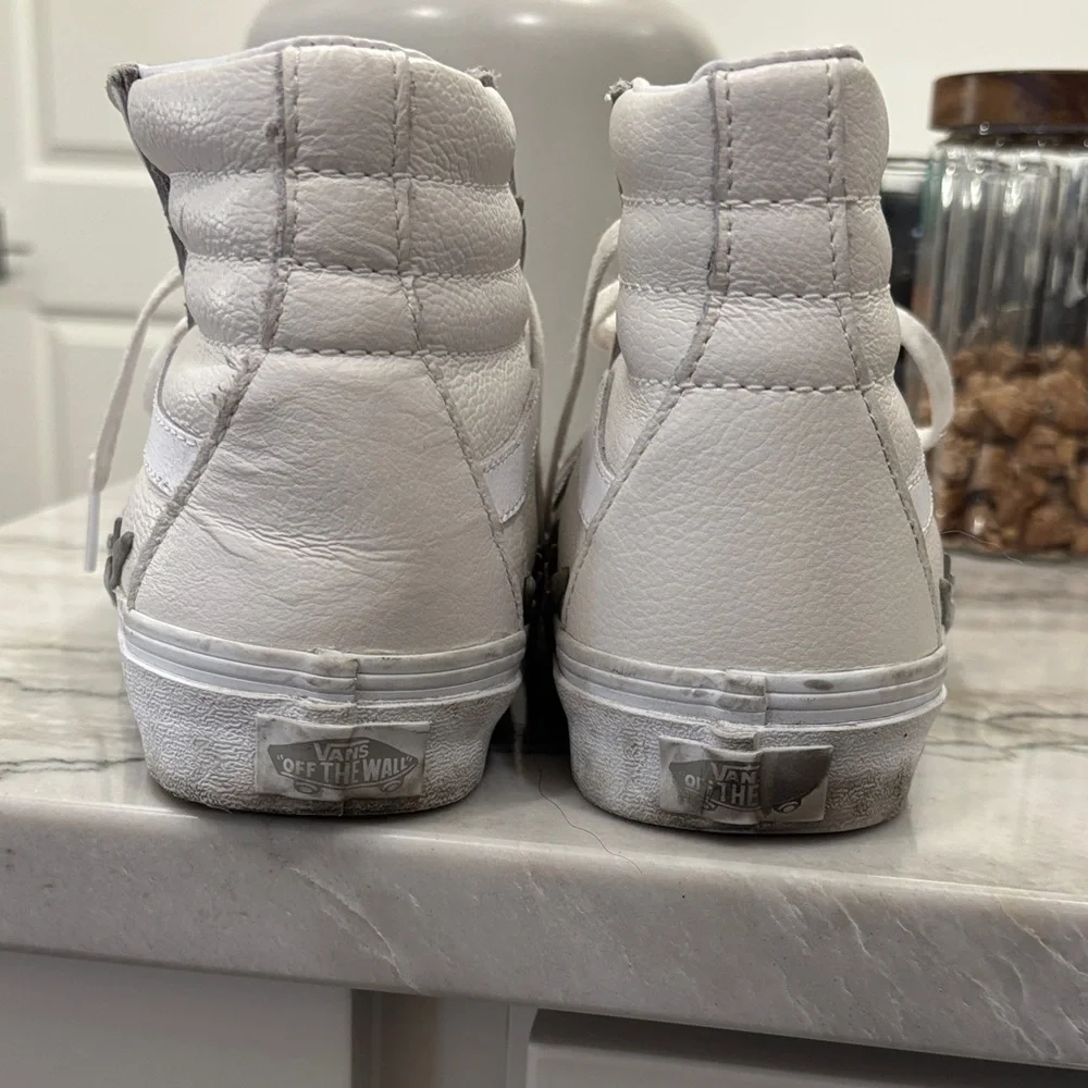 Vans White and Gray High-Top Sneakers sz 6.5 women, sz 5 men - Picture 6 of 10